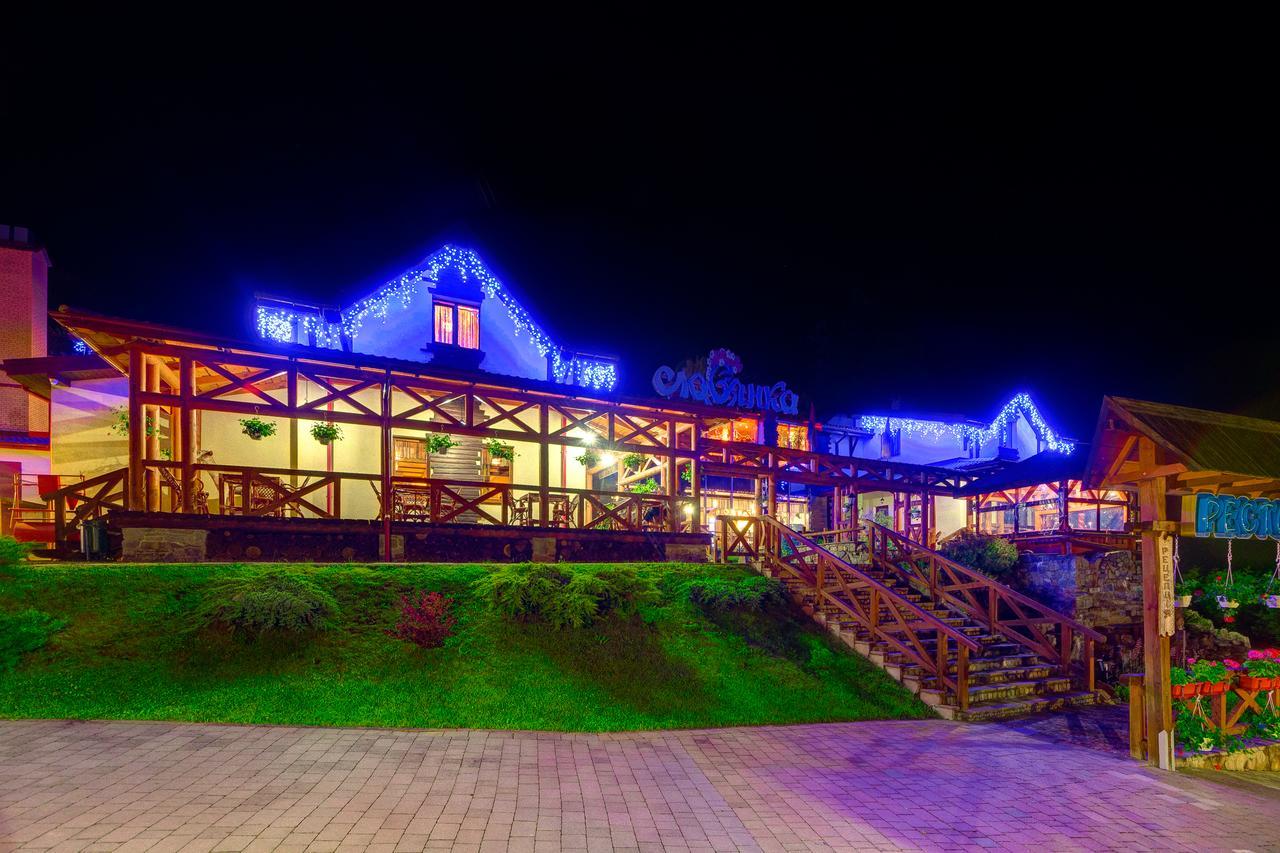 Slovyanka Hotel Szlavszke Kültér fotó