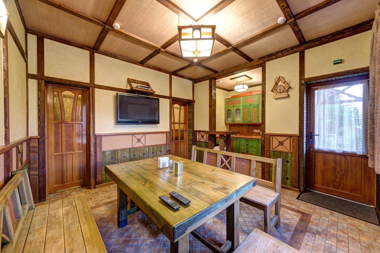 Slovyanka Hotel Szlavszke Kültér fotó