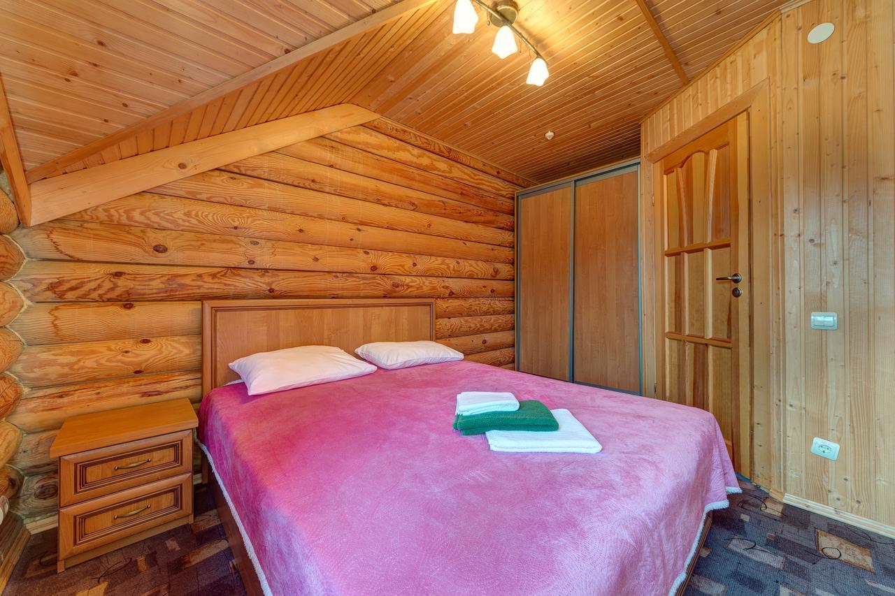 Slovyanka Hotel Szlavszke Kültér fotó