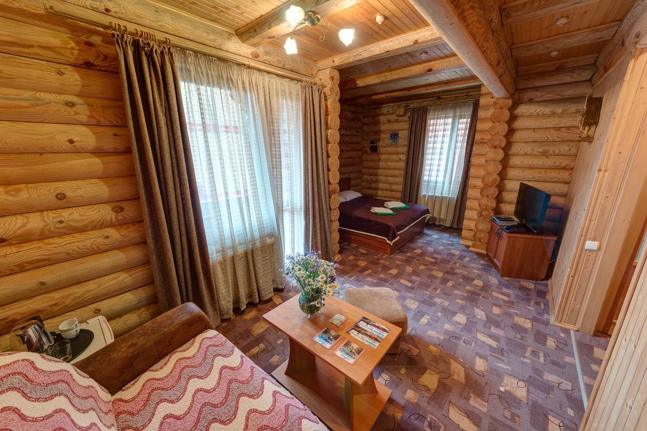 Slovyanka Hotel Szlavszke Kültér fotó