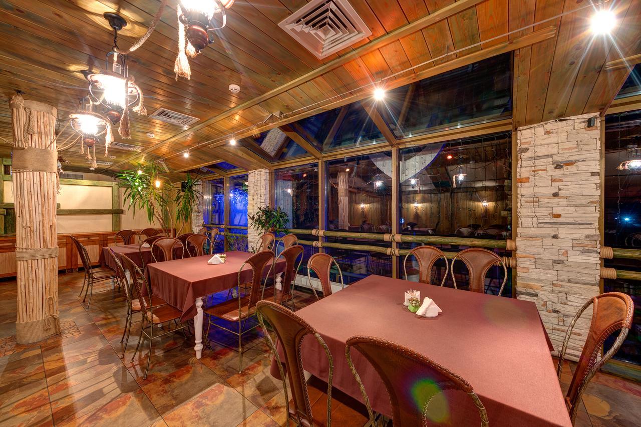 Slovyanka Hotel Szlavszke Kültér fotó